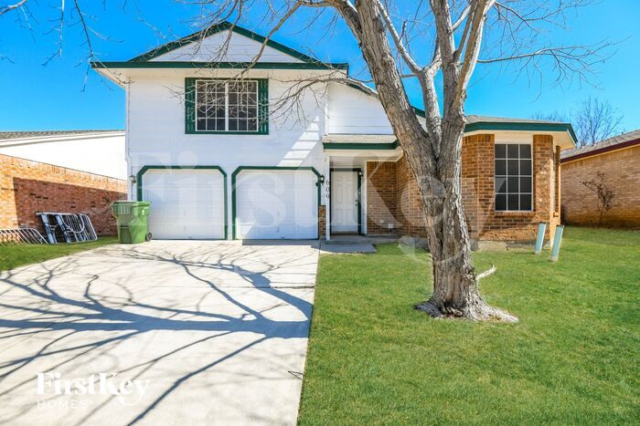 Foto principal - 609 Hollyberry Dr