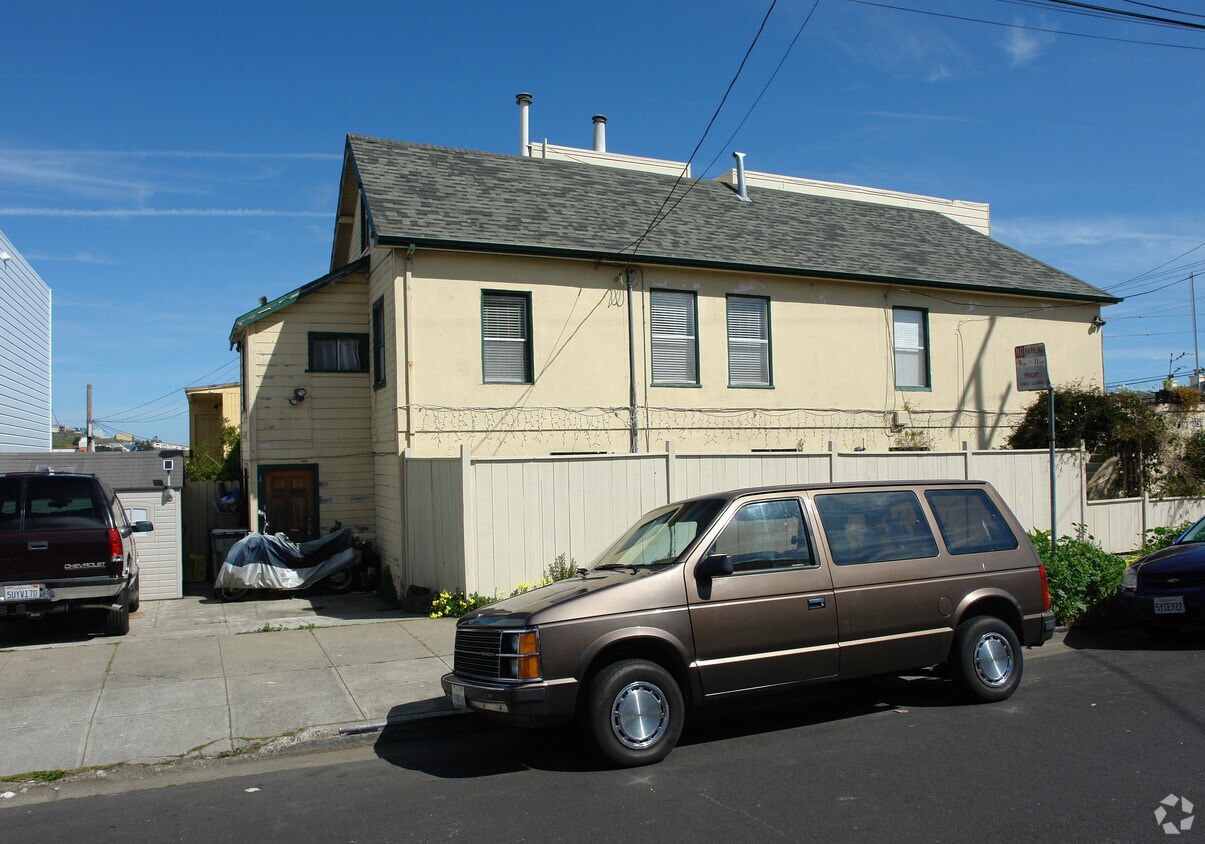 Building Photo - 3298 San Jose Ave