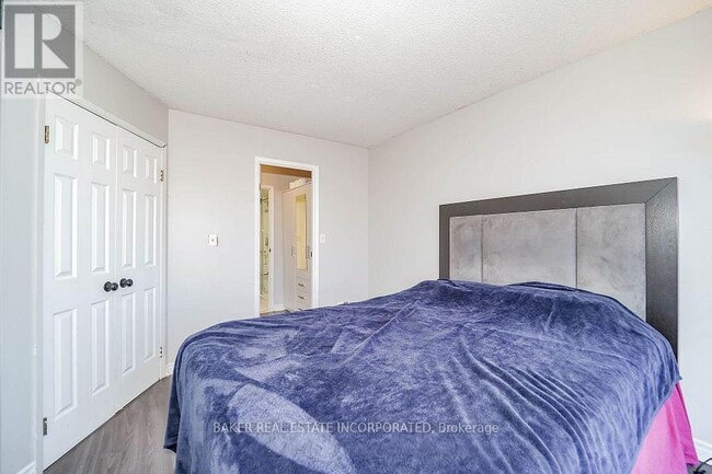 Building Photo - 222 The Esplanade