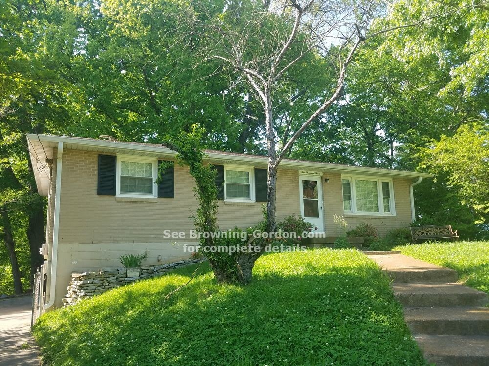 Three Bedroom Home in Crieve Hall House for Rent in Nashville, TN