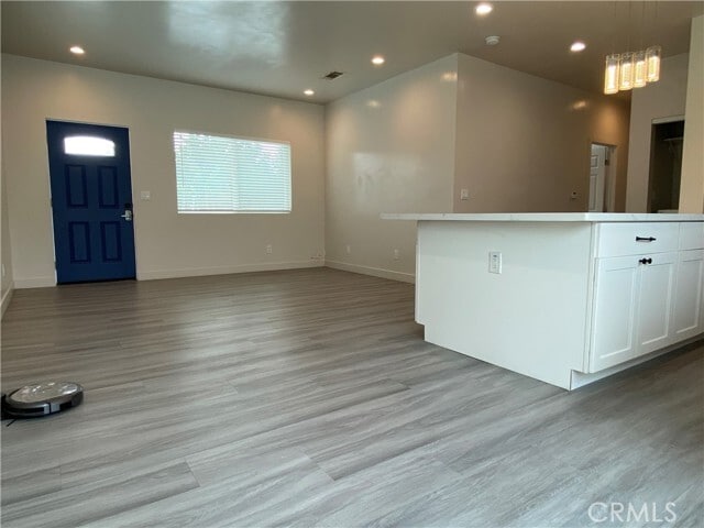 Foto del edificio - 1653 W Chateau Pl