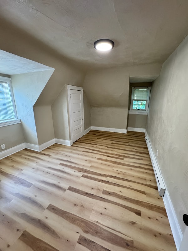 Building Photo - 755 Chislett St