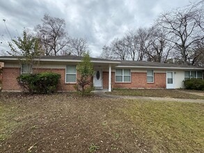 Building Photo - 1930 Talbot Terrace