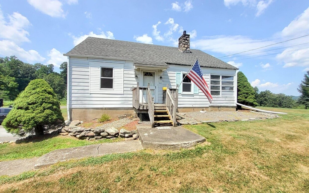 Foto principal - 349 Harriman Heights Rd