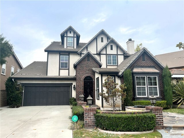 Primary Photo - 735 W Aster Pl