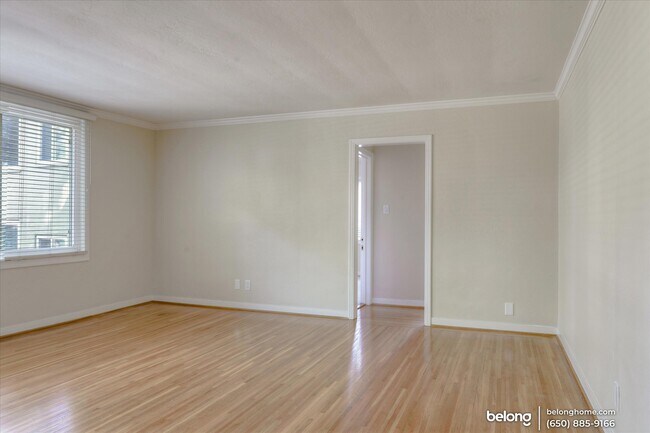 Building Photo - 177 N El Camino Real