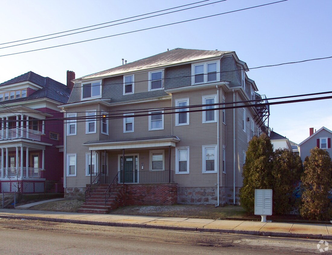 569 Middle St, Fall River, MA 02724 Apartments in Fall River, MA
