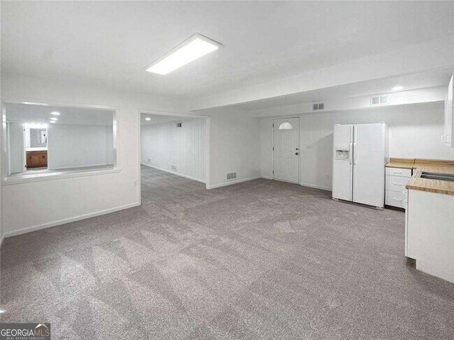 Foto del edificio - 6800 Brookwood Ct
