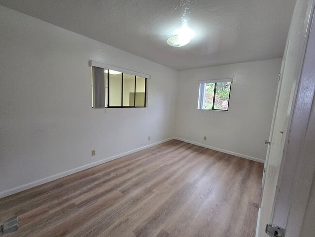 Building Photo - 782 Kekaulike Ave