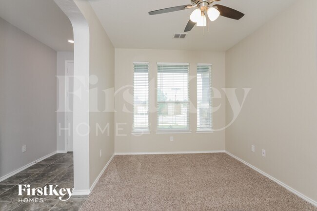 Foto del edificio - 15302 Cascade Point