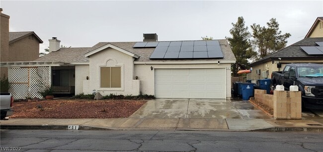 Building Photo - 831 Bergamont Dr