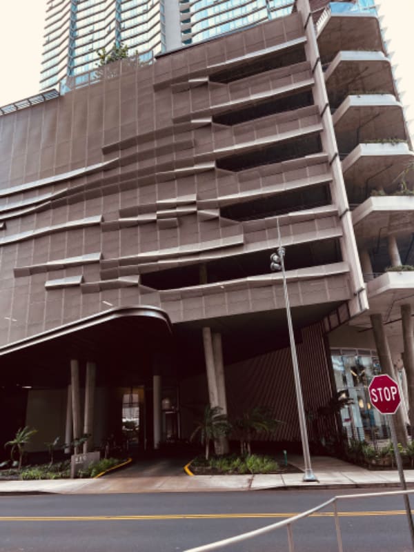 Building Photo - 1001 Queen St