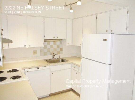 Foto del edificio - 2222 NE Halsey St