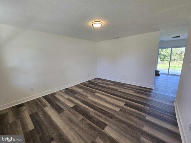 Foto del edificio - 254 Princeton St