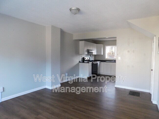 Foto del edificio - 200 Lewis St