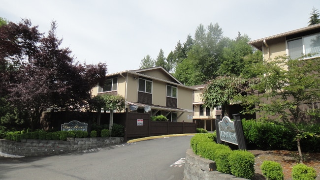 Building Photo - 1610 Kent Des Moines Rd