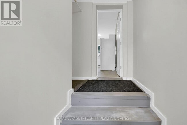 Building Photo - 209 Hannah St