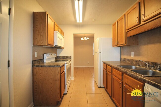 Foto del edificio - Great 3 Bedroom Home Near Hurlburt Field!