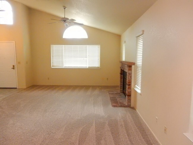 Building Photo - 1432 Long Creek Way