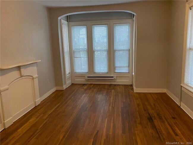 Foto del edificio - 22 Dr Aaron B Samuels Blvd