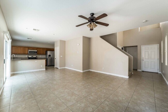 Foto del edificio - Charming 5-Bedroom Home in the Heart of Las Vegas