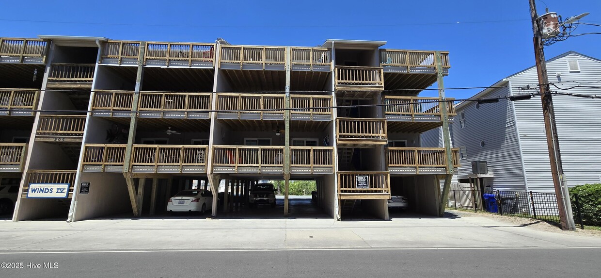 Primary Photo - 505 Carolina Beach Ave N