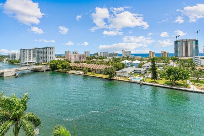 Foto del edificio - 2880 NE 14th Street Causeway