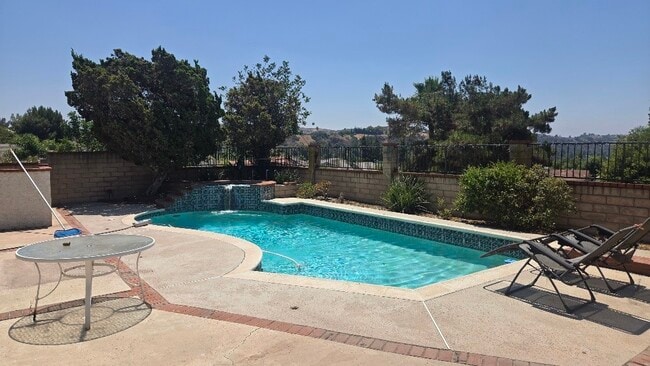 Building Photo - 24284 Seagreen Dr