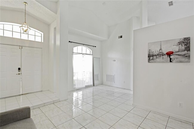 Building Photo - 2201 Laurel Pine Ln