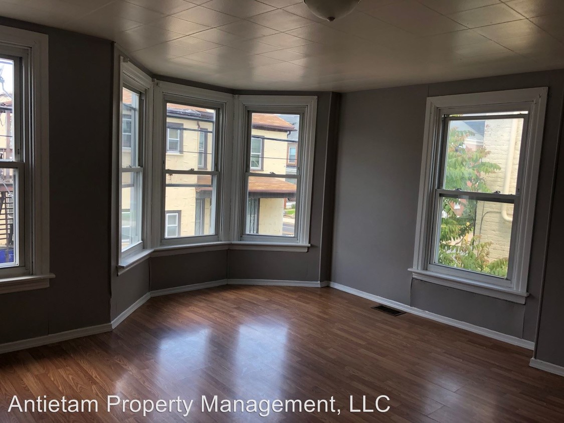 Foto principal - 344 N Mulberry St