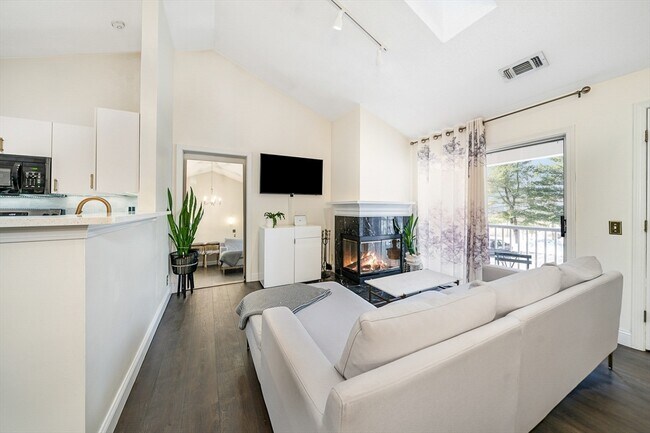 Foto del edificio - 137 Tyson Commons Ln