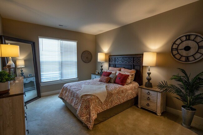 Interior Photo - Charlestown on the Monon