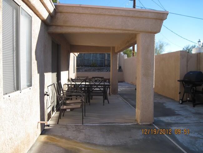 Building Photo - 3360 El Toro Dr