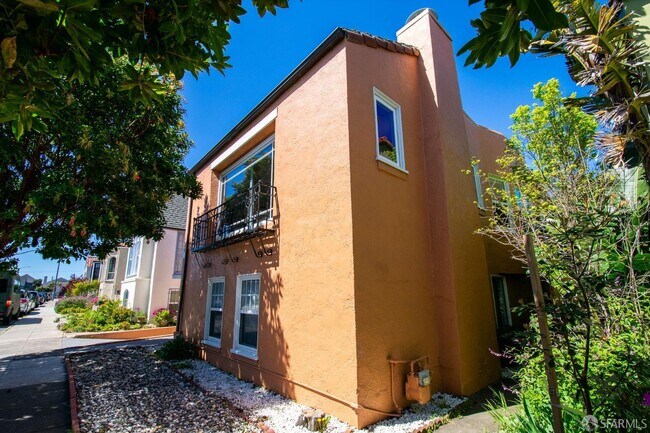 Building Photo - 50 Escondido Ave