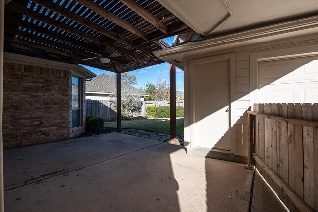 Building Photo - 6307 Harbour Gateway Ln