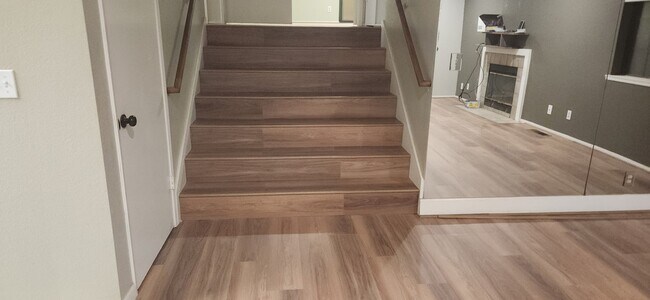 Steps to Bathrooms/Bedrooms - 582 Elk Ridge Way Apartment