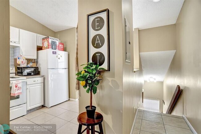 Foto del edificio - 2551 NW 56th Ave