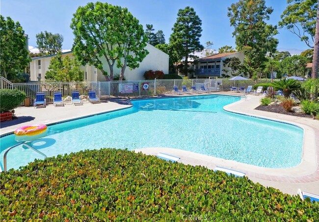 Foto del edificio - 818 Camino Real