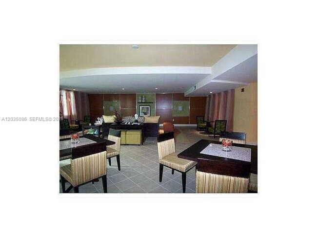 Foto del edificio - 7350 SW 89th St