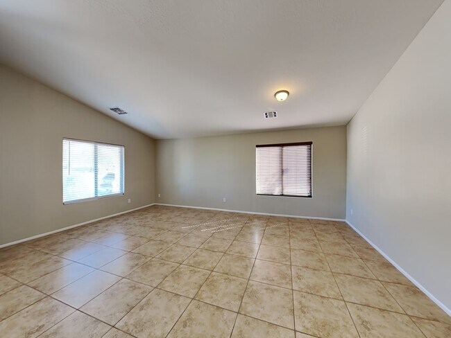 Foto del edificio - 10407 W Southgate Ave