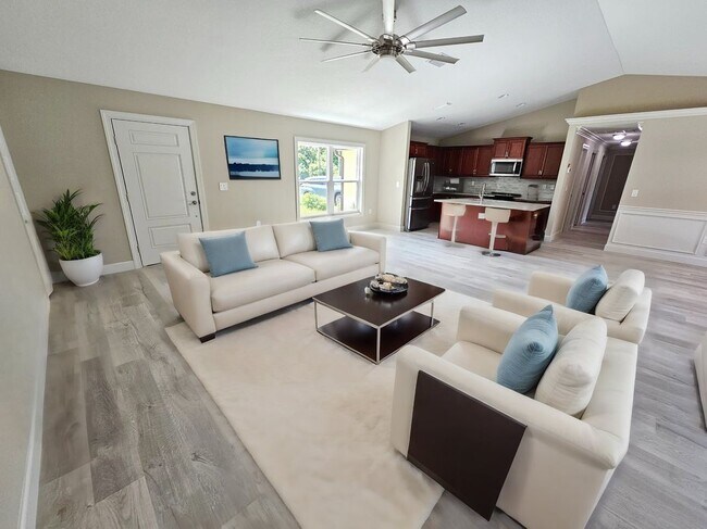 Foto del edificio - 1495 Robwood Terrace
