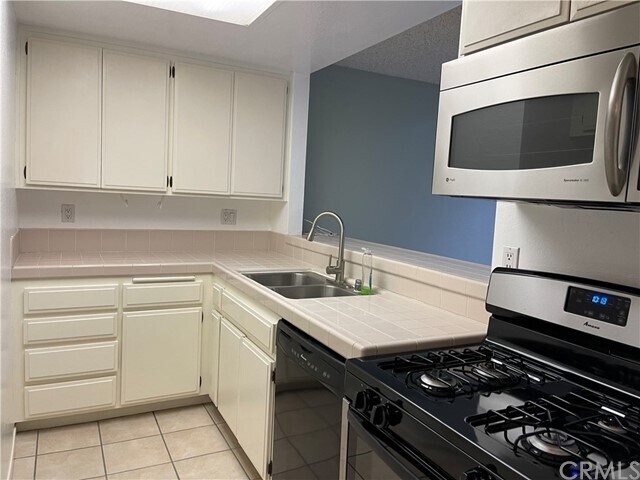 Building Photo - 1640 Shady Brook Dr