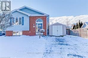 Building Photo - 40 Trapper St