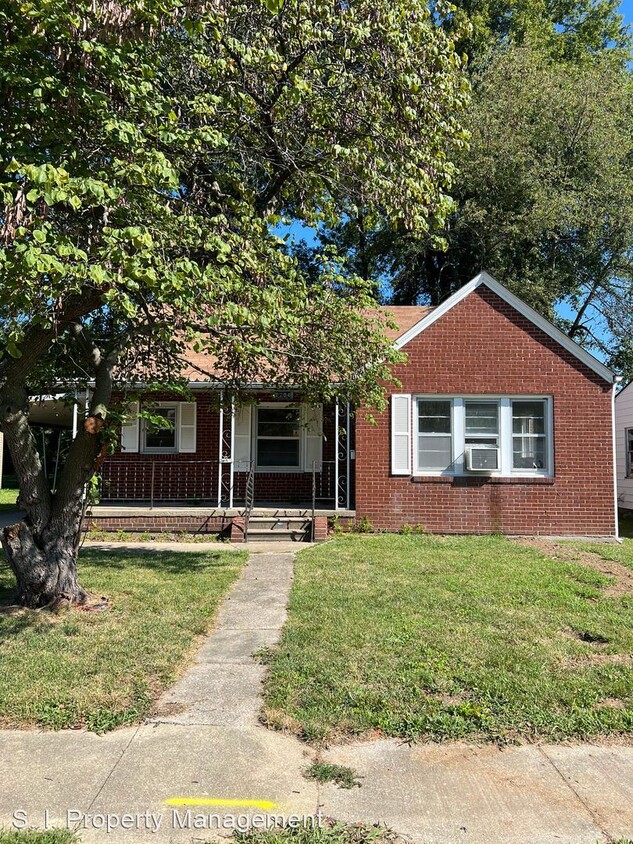 Primary Photo - 2 br, 1 bath House - 2204 Logan St