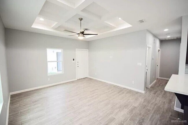 Building Photo - 1412 S Iris St
