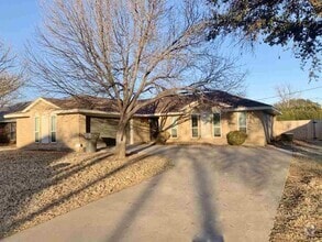 Building Photo - 5519 Briargrove Dr