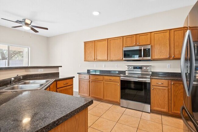 Foto del edificio - Amazing Single Family Home for Rent in Gil...