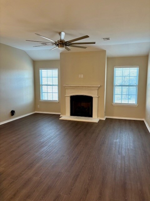 Foto del edificio - 7411 S Fir Pl