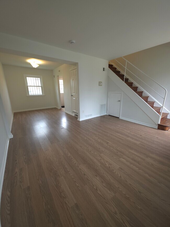 Foto del edificio - 2528 Iverson St
