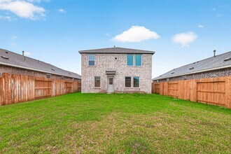 Building Photo - 10406 Rocky Trl